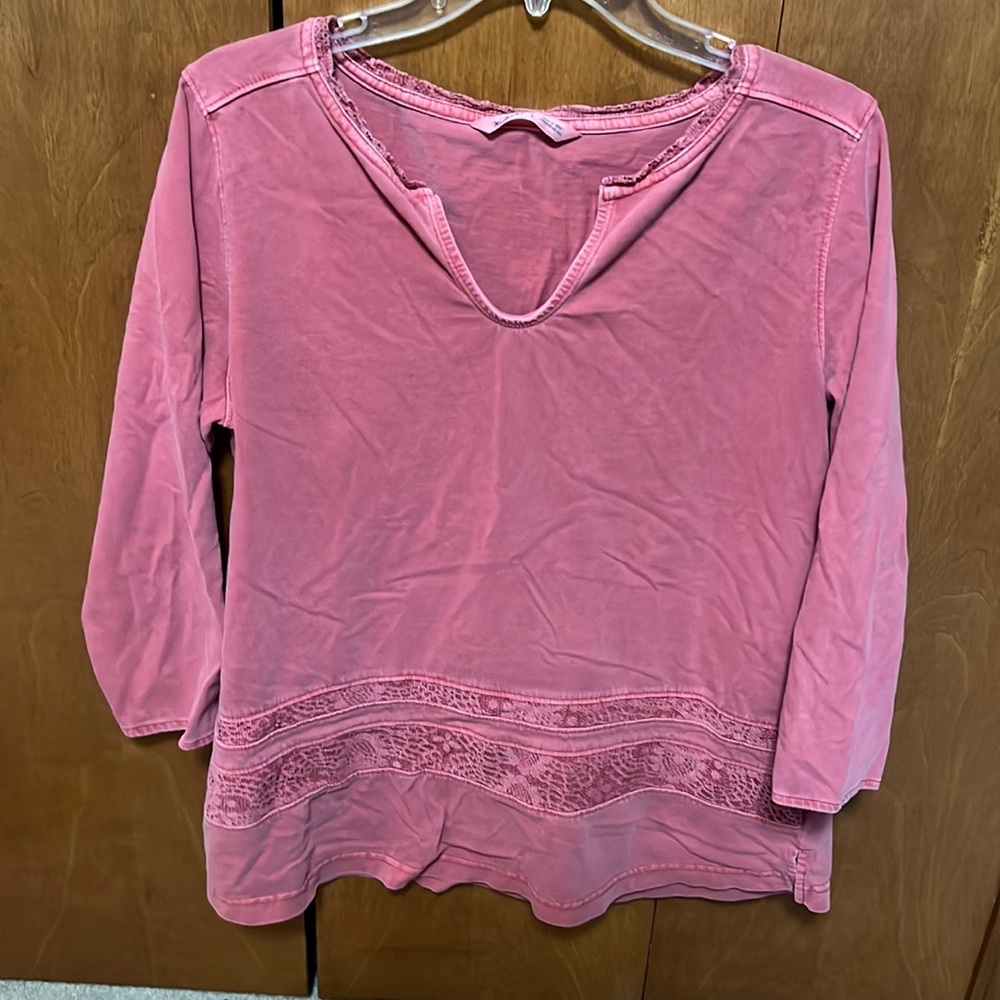 Woolrich, Pink scooped v neck, quarter sleeve shirt